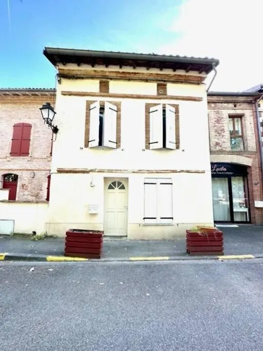 Vakantiehuis Coquette Maison Climatisee Pechbonnieu Frankrijk